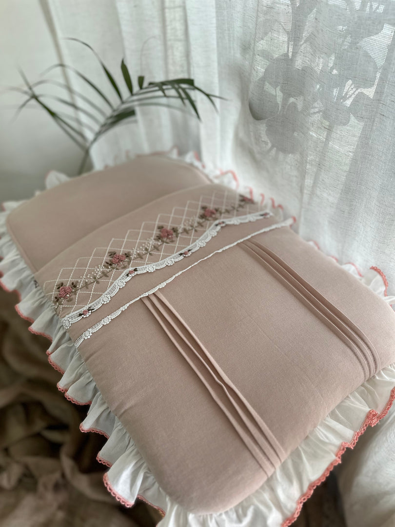 Floral Bednest