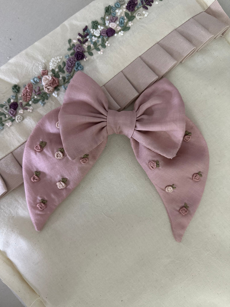 The Rose Blossom Bow