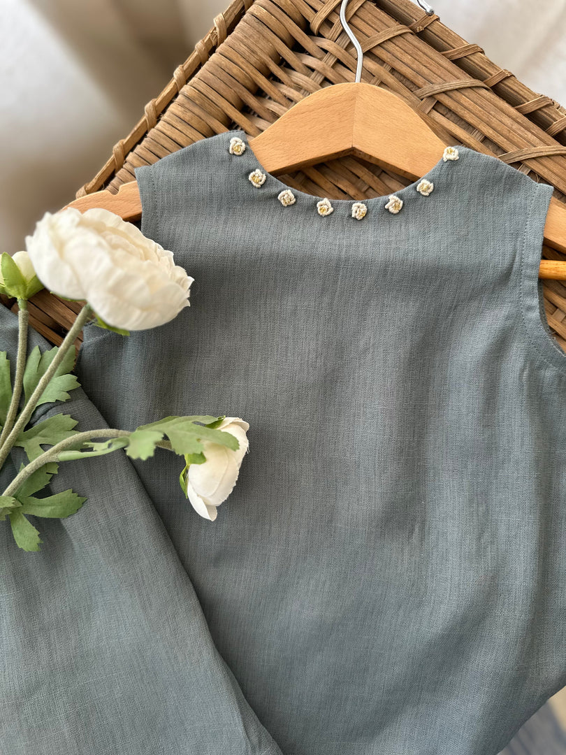 The Rose Jade Set
