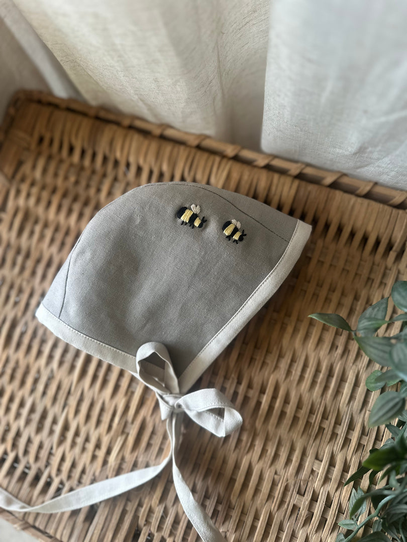 Bumble Bee Bonnet