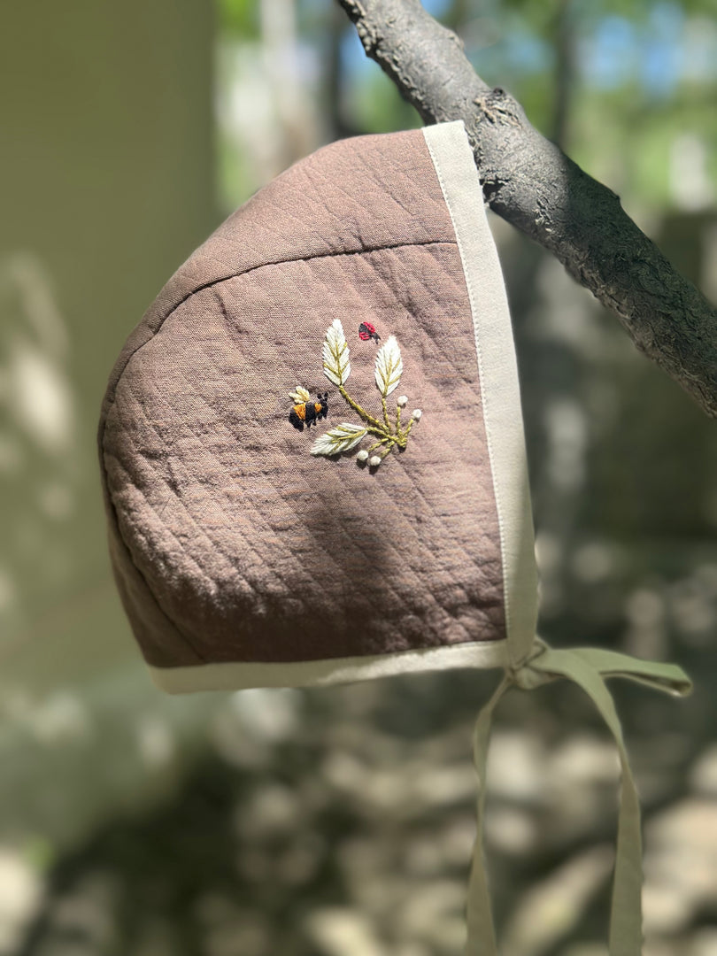 The Meadow Bonnet